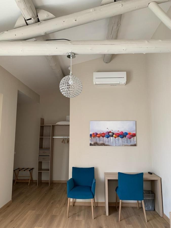 Hotel Le Castelet Des Alpilles