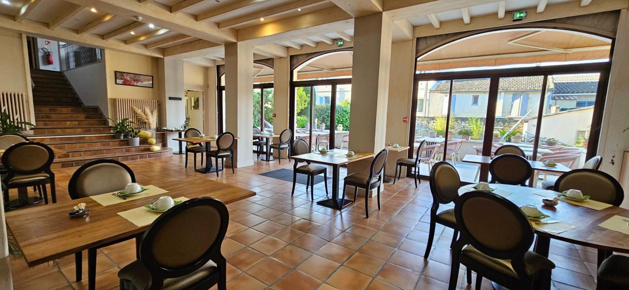 Le Castelet Des Alpilles Hotel 3*