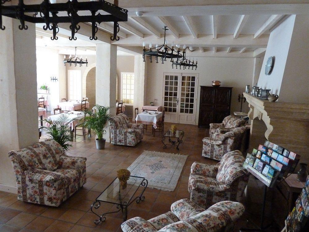Le Castelet Des Alpilles Hotel