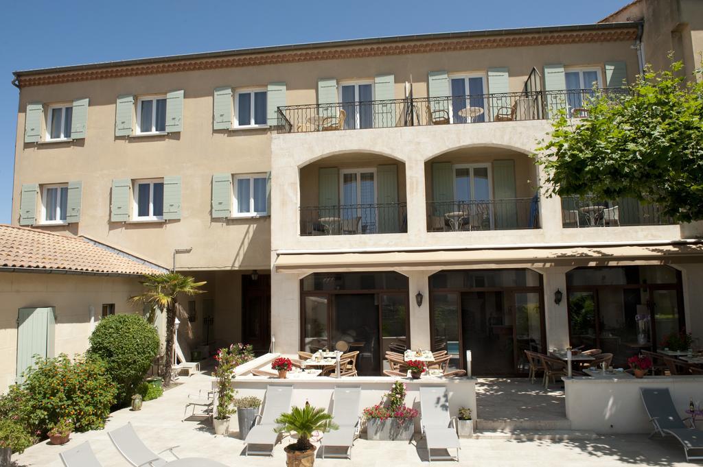 Hotel Le Castelet Des Alpilles 3*