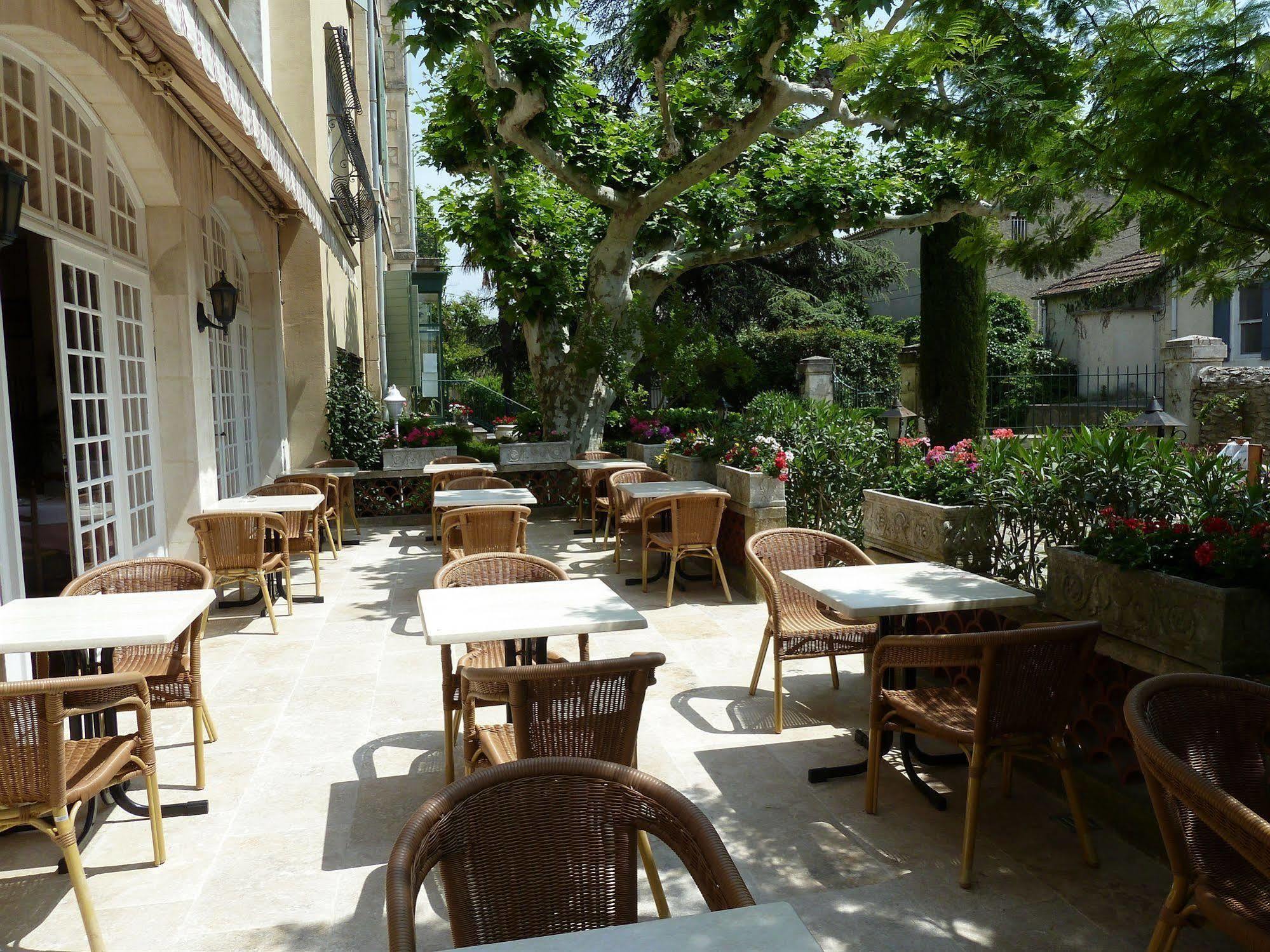 Hotel Le Castelet Des Alpilles