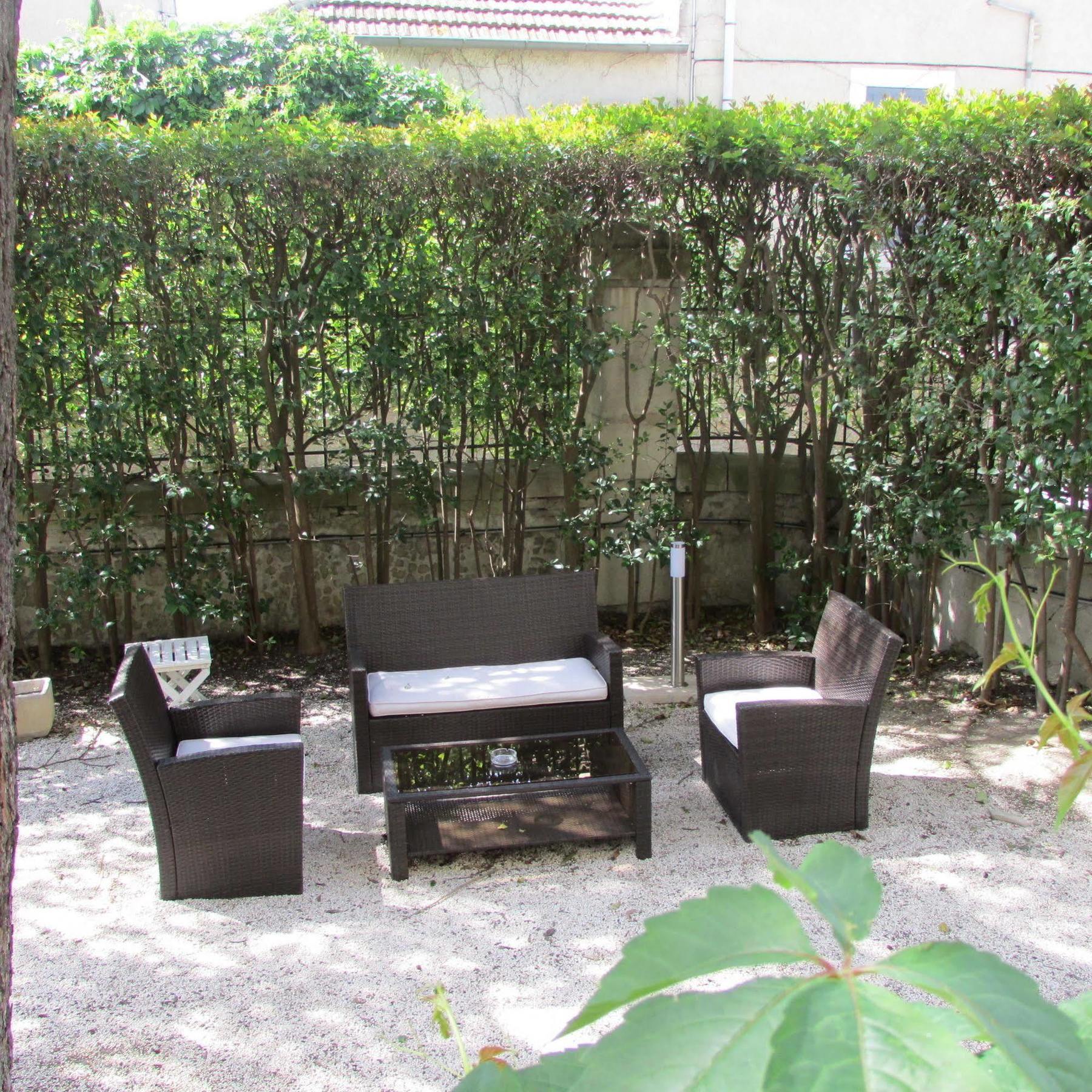 Le Castelet Des Alpilles Hotel 3*
